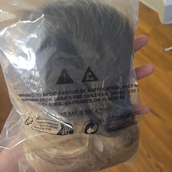 Wig 24" Ombre Blonde - Picture 5 of 6